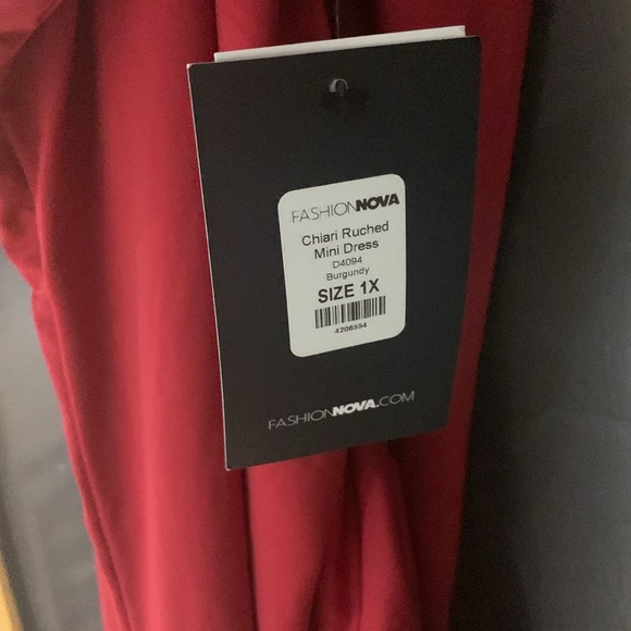 FASHION NOVA CHAIN DRESS - Picture 4 of 5